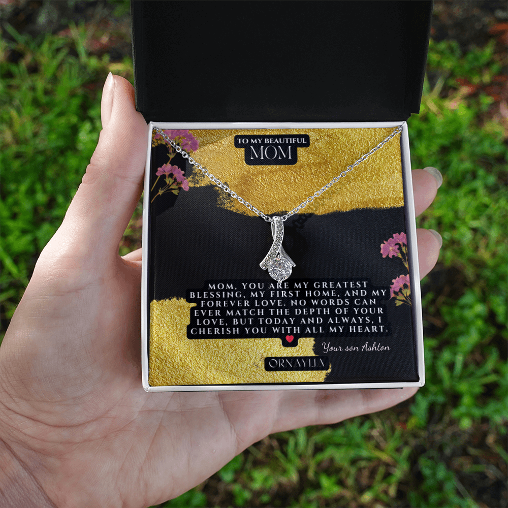 Beautiful Necklace fo Mom  with a heartfelt message card